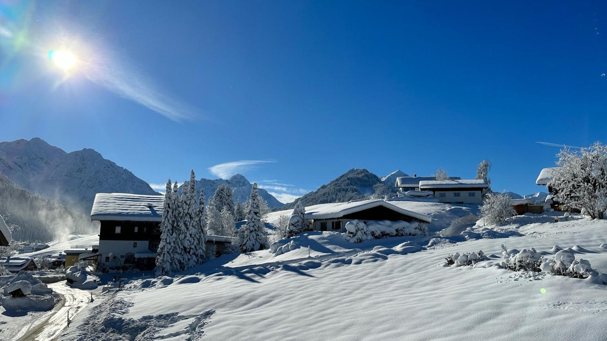Alpen Lodge Riezlern Extérieur photo